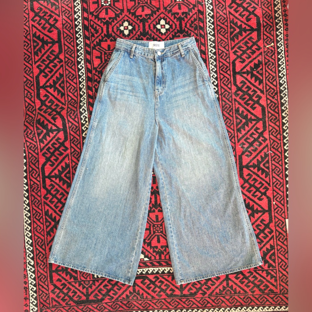 Taste Wide Leg Jeans - High-Rise Relaxed Fit - Mid Blue Wash Kfashion - S Euc